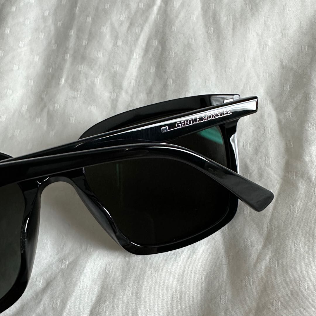 Gentle Monster Tega 01 Black Sunglasses, Luxury, Accessories on Carousell