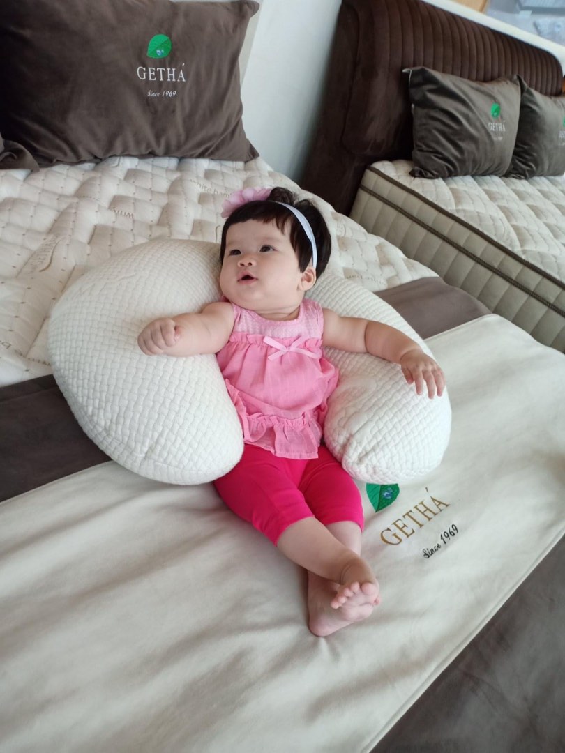 Getha latex nursing pillow, Babies & Kids, Maternity Care on Carousell