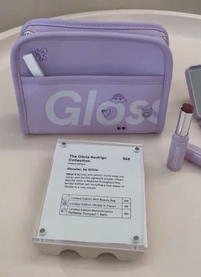 Glossier olivia rodrigo make up bag 💄, Has some