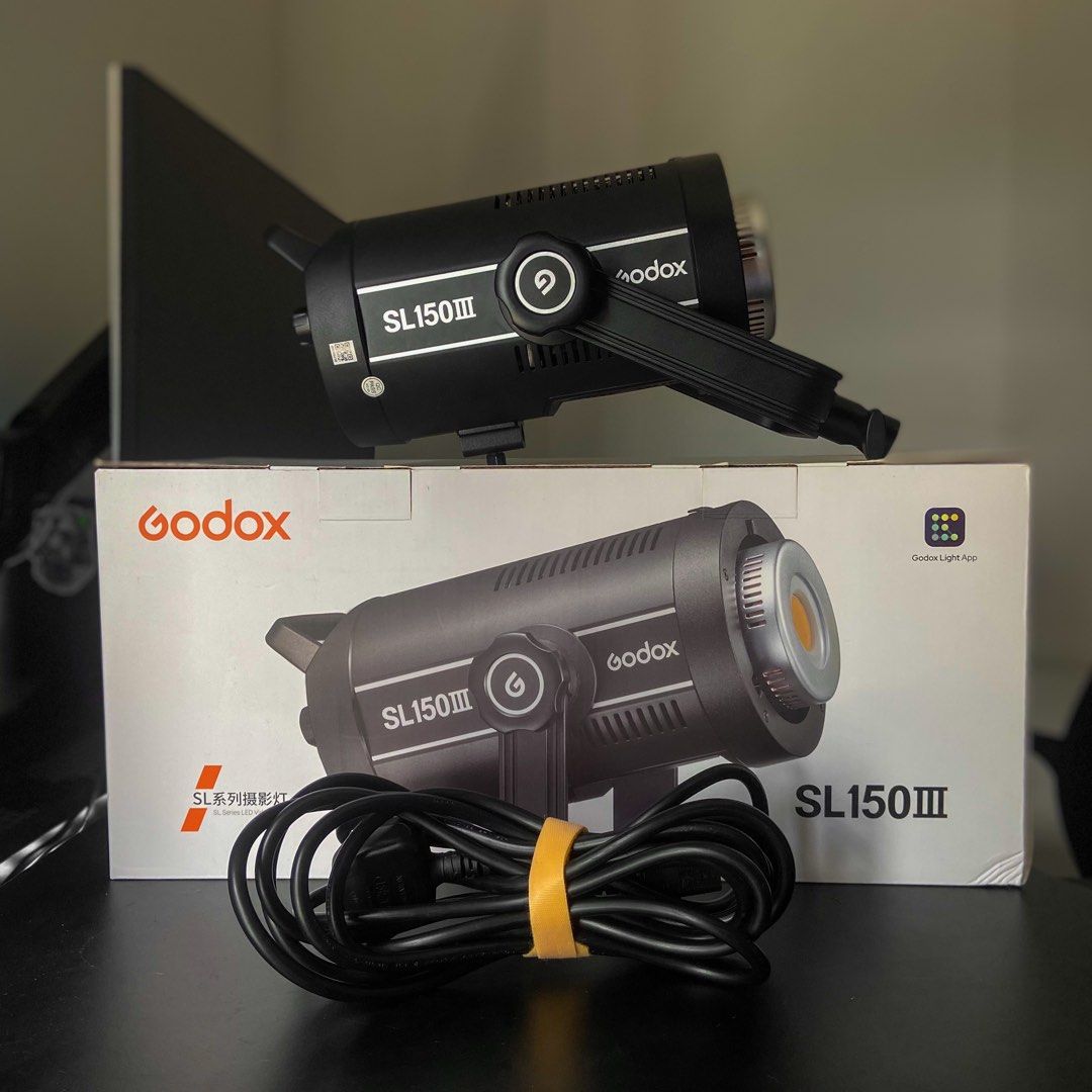 GODOX SL150iii V3 FULL SET WITH LIGHT STAND AND 90CM SOFTBOX APP ...
