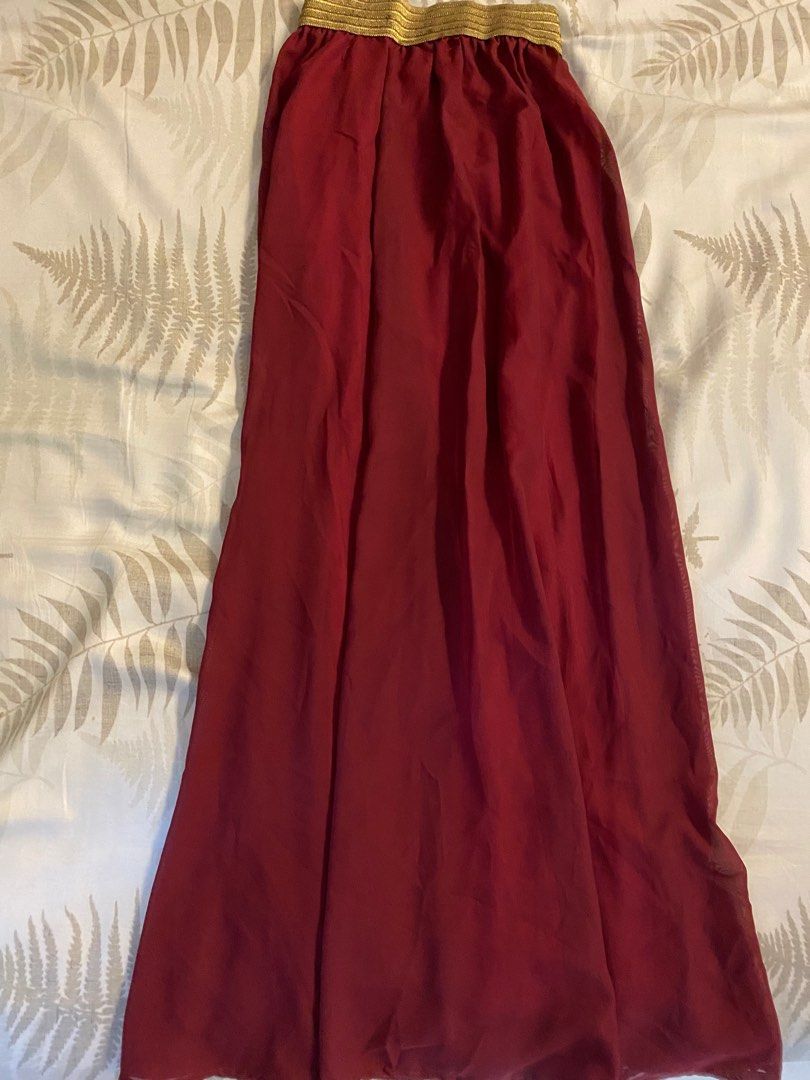 Maroon gold skirt store