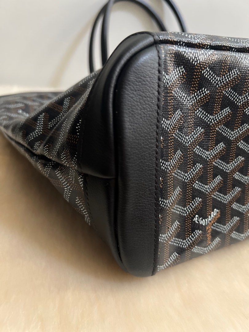 Goyard Artois PM with zip, Luxury, Bags & Wallets on Carousell