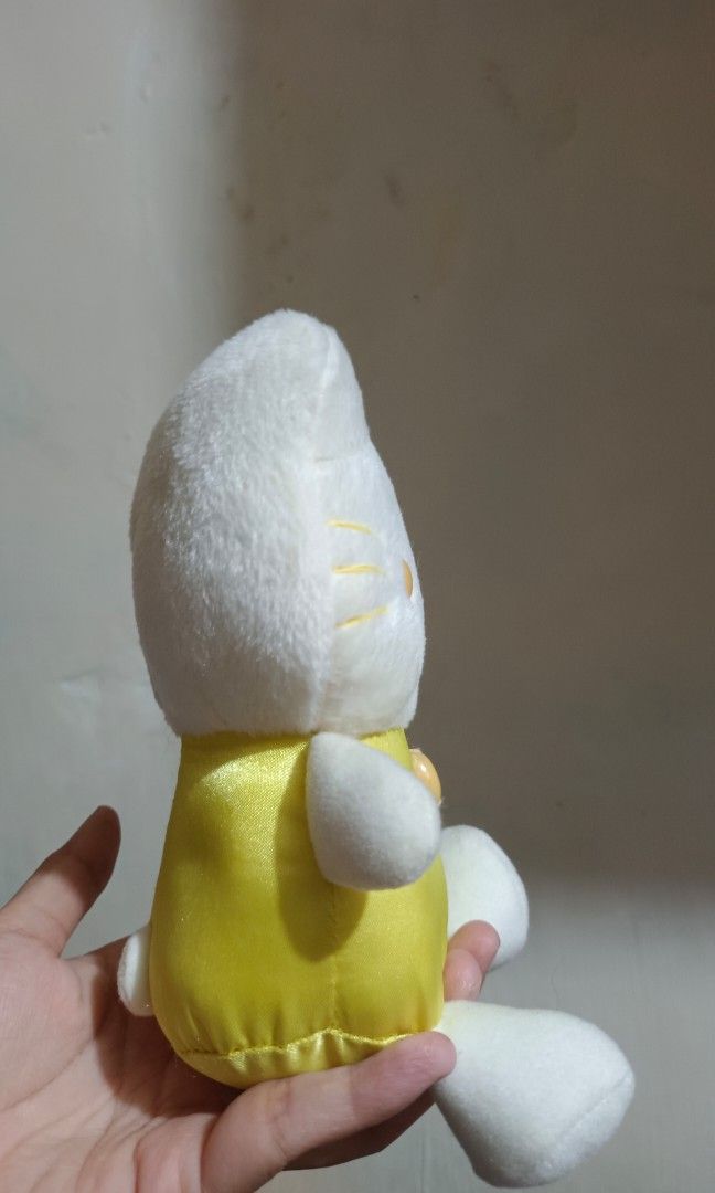 Hello Kitty Yellow on Carousell