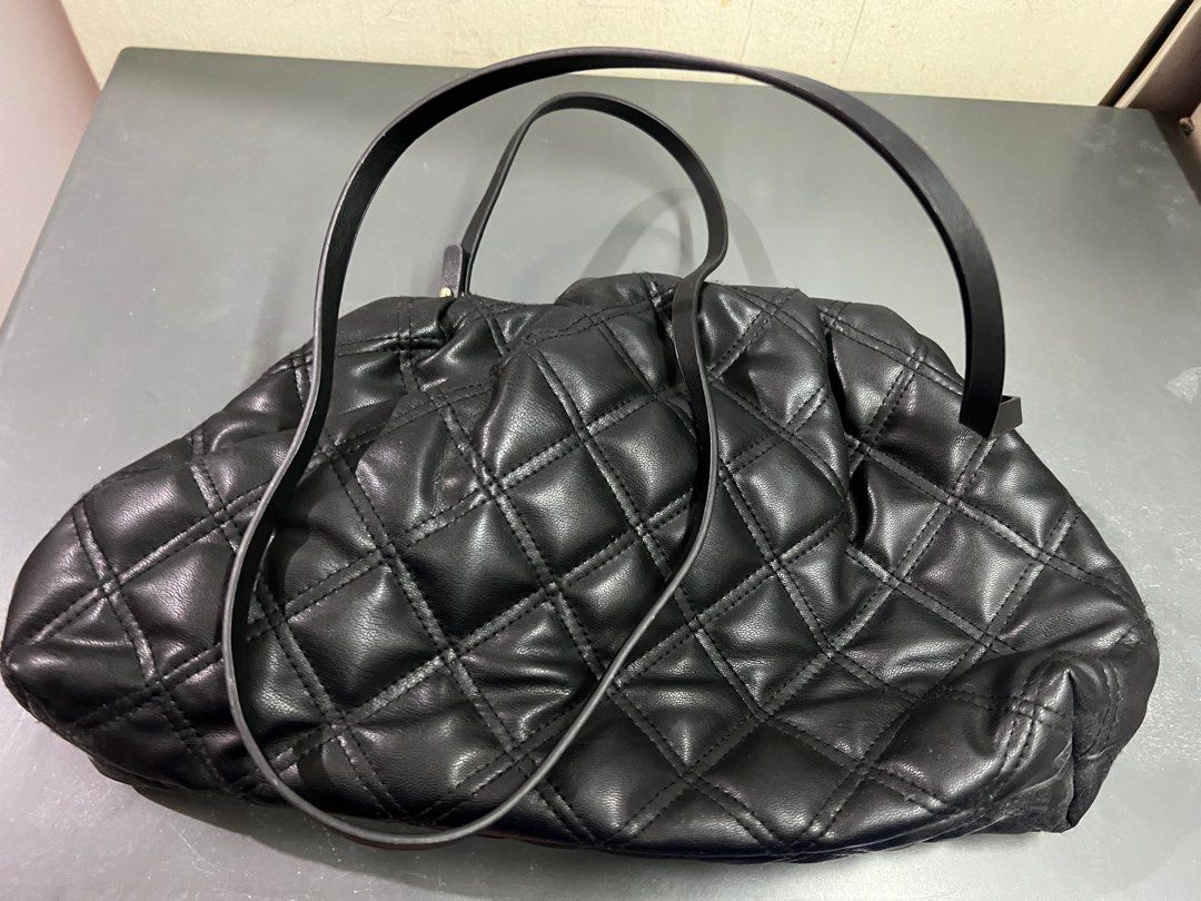 H m black sling bag Luxury Bags Wallets on Carousell