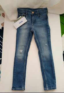 HnM skinny jeans 4-5yrs. Old
