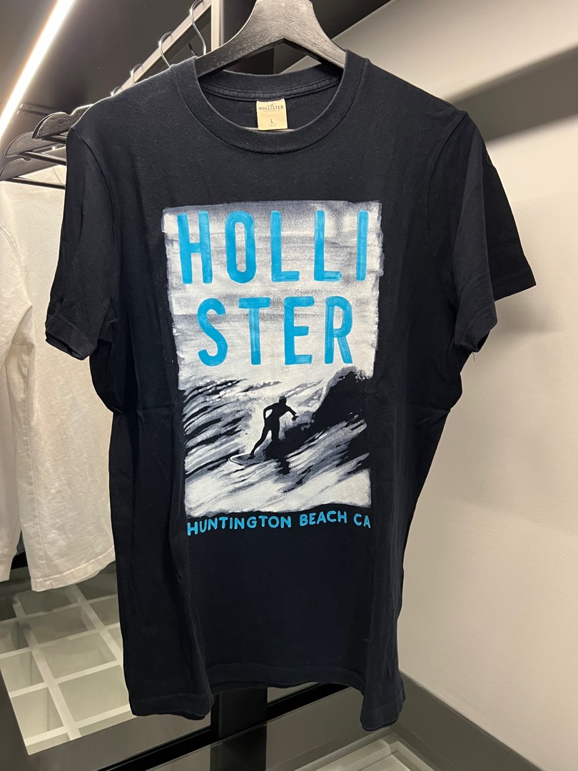 Hollister graphic tee sales
