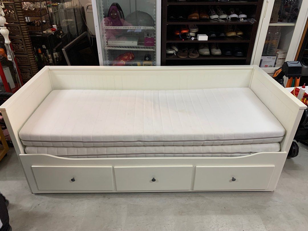 IKEA Daybed hemnes with 2 mattress, Furniture & Home Living, Furniture