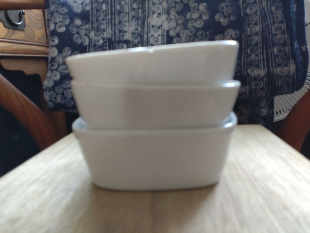 IKEA white sauce plate, Furniture & Home Living, Kitchenware