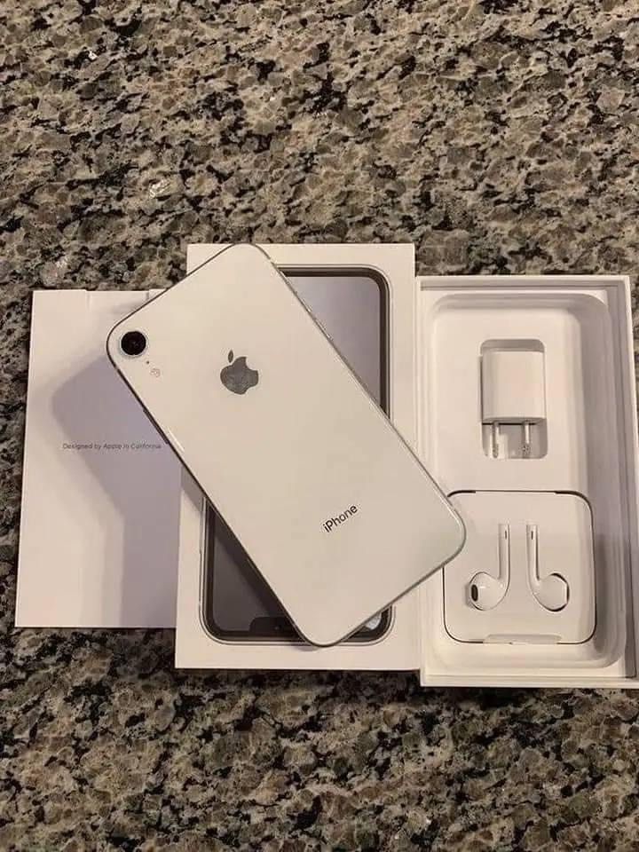 iPhone XR White 128 GB | nate-hospital.com