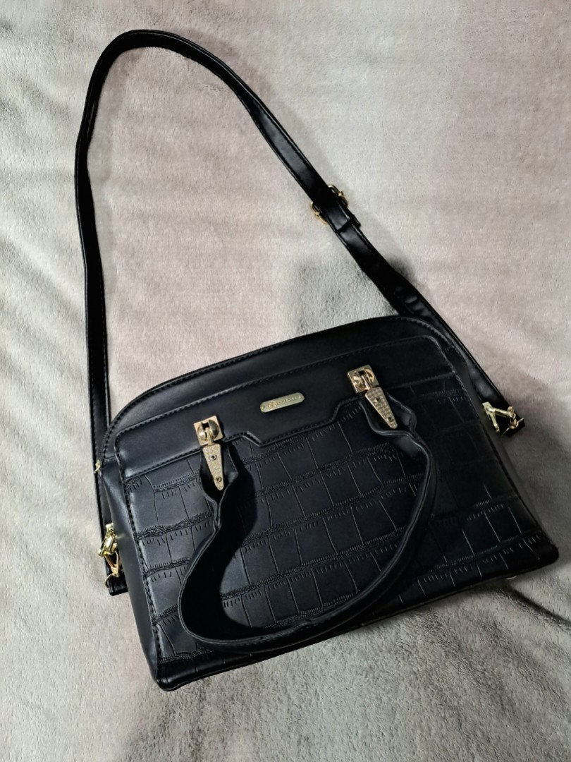 Kcross Black Leather Shoulder Bag, Women's Fashion, Bags & Wallets ...