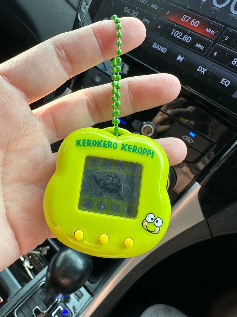 Kerokero keroppi (tamagotchi), Hobbies & Toys, Toys & Games on Carousell