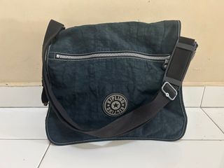 (Category: ) located in . Submitted by muzz_cham (Listing ID 1234352427, Image 1). Description: .