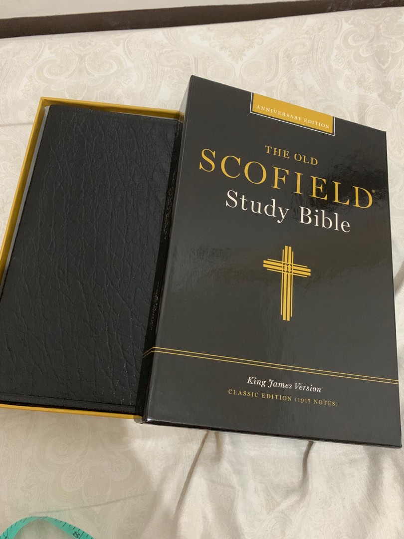 KJV Scofield Study Bible on Carousell