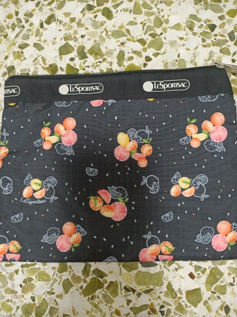 Lesportsac, Women's Fashion, Bags & Wallets, Purses & Pouches on Carousell