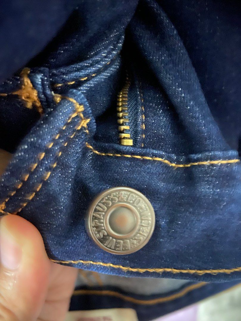 Levi's 714 straight women's jeans sales