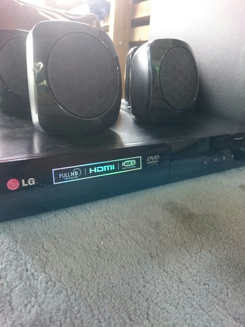 LG Home Theater system, Audio, Soundbars, Speakers & Amplifiers on