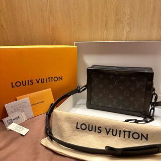 [BNIB] priced to sell! Louis Vuitton Soft Trunk briefcase M44952 - only 100  produced globally