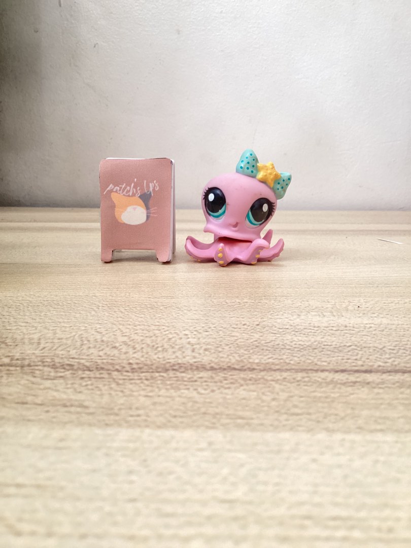 Littlest Pet Shop LPS #2855 Hasbro - Pieuvre Rose Yeux Vert Noeud Vert, Jouet Occasion