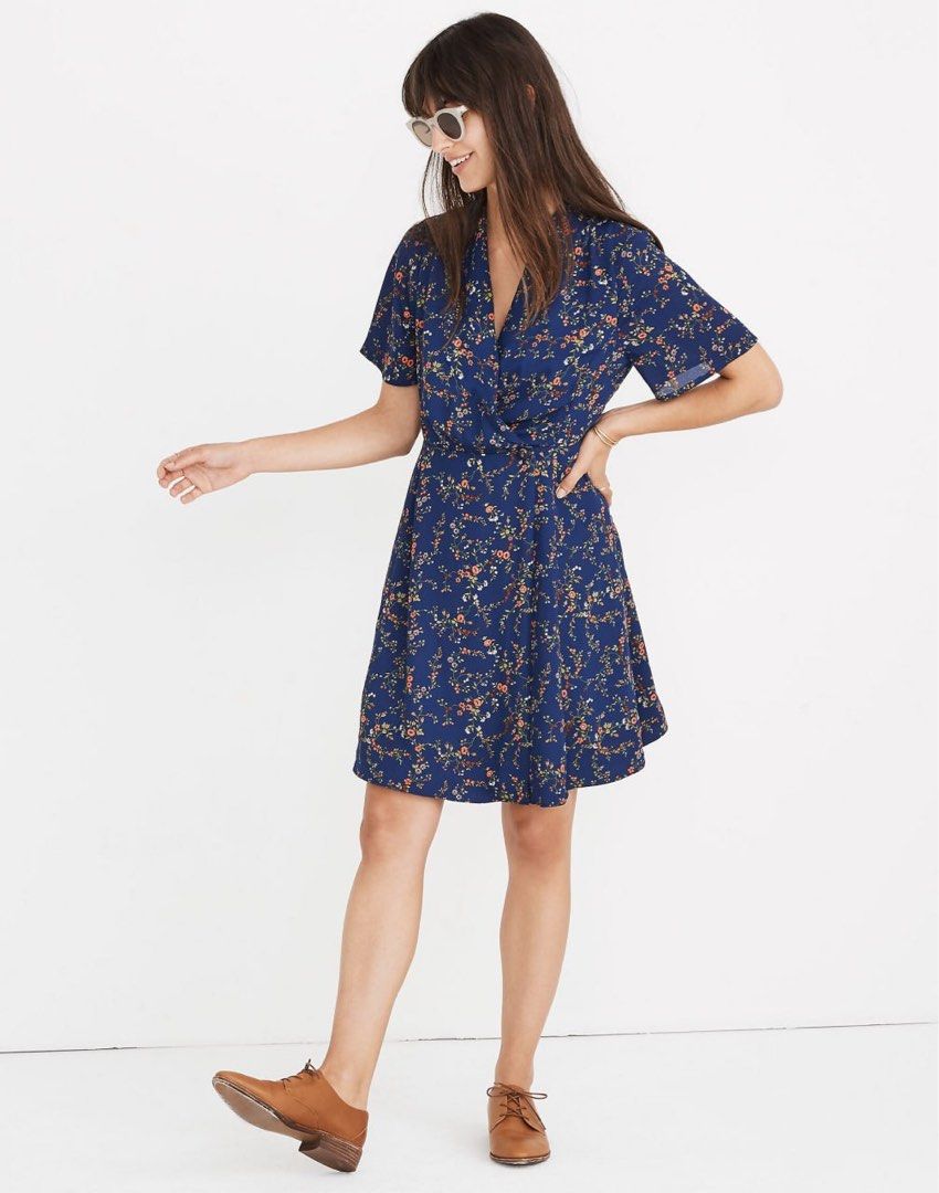 Madewell Floral Navy Blue Wrap Dress Women s Fashion Dresses Sets Dresses on Carousell