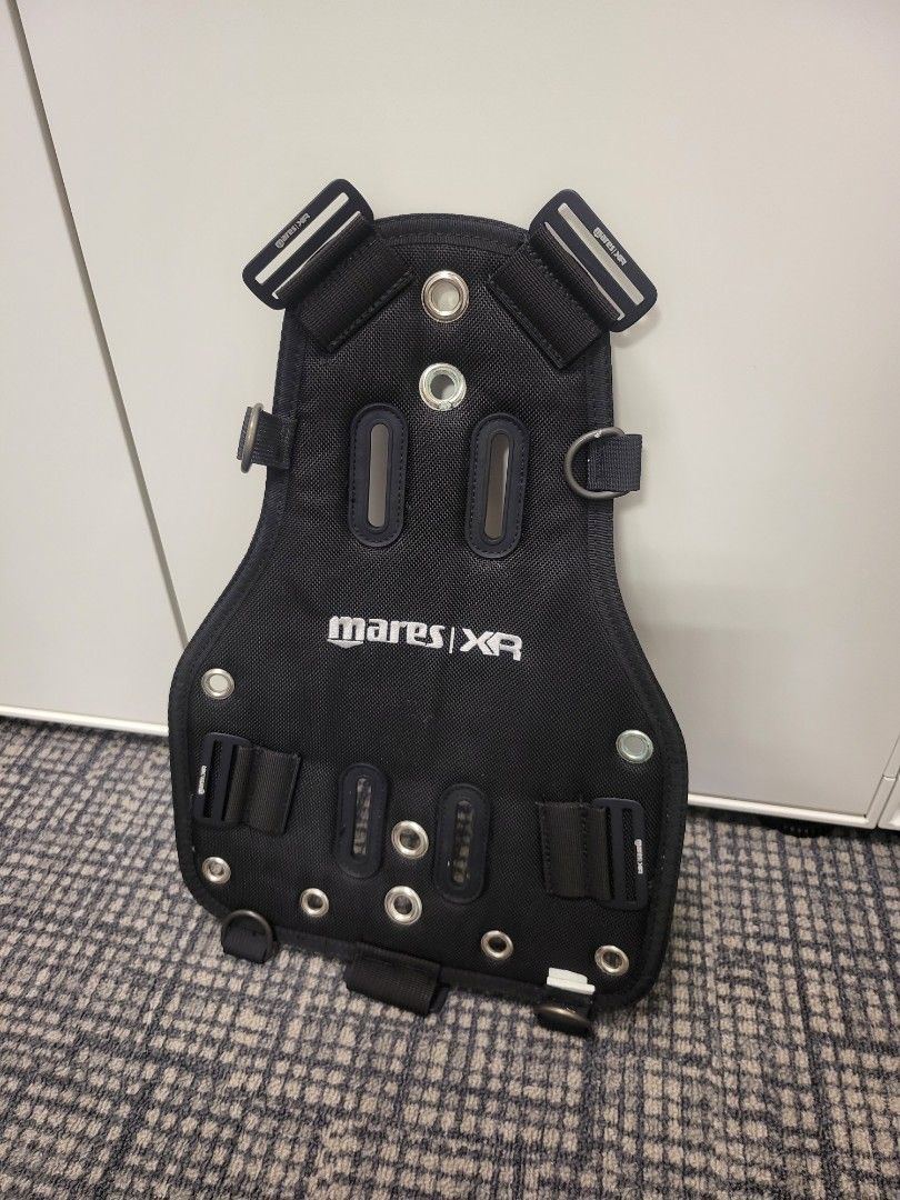 Mares XR soft backplate , alternative BCD, Sports Equipment, Sports