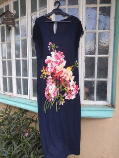 Medium to Large Maxi Dress Floral with Pockets