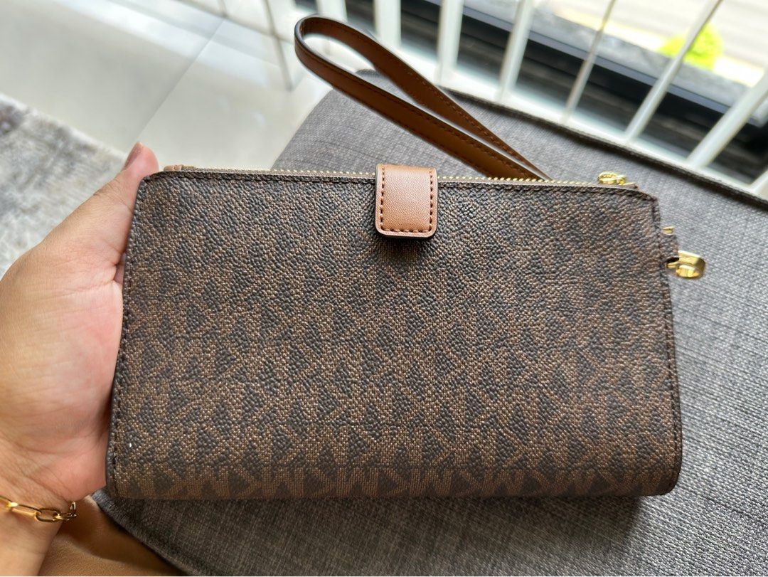 Michael Kors Jet Set Travel Large Double Zipper Wallet Wrislet