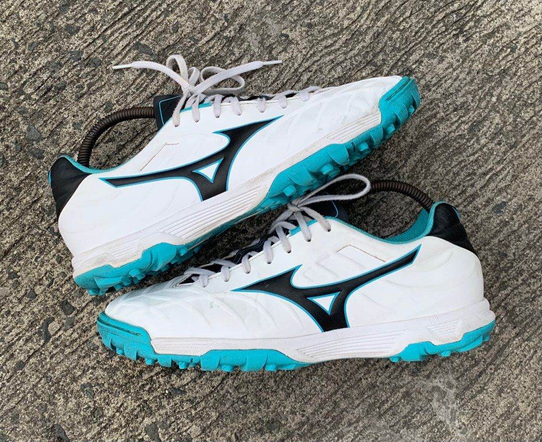 Mizuno rebula turf top