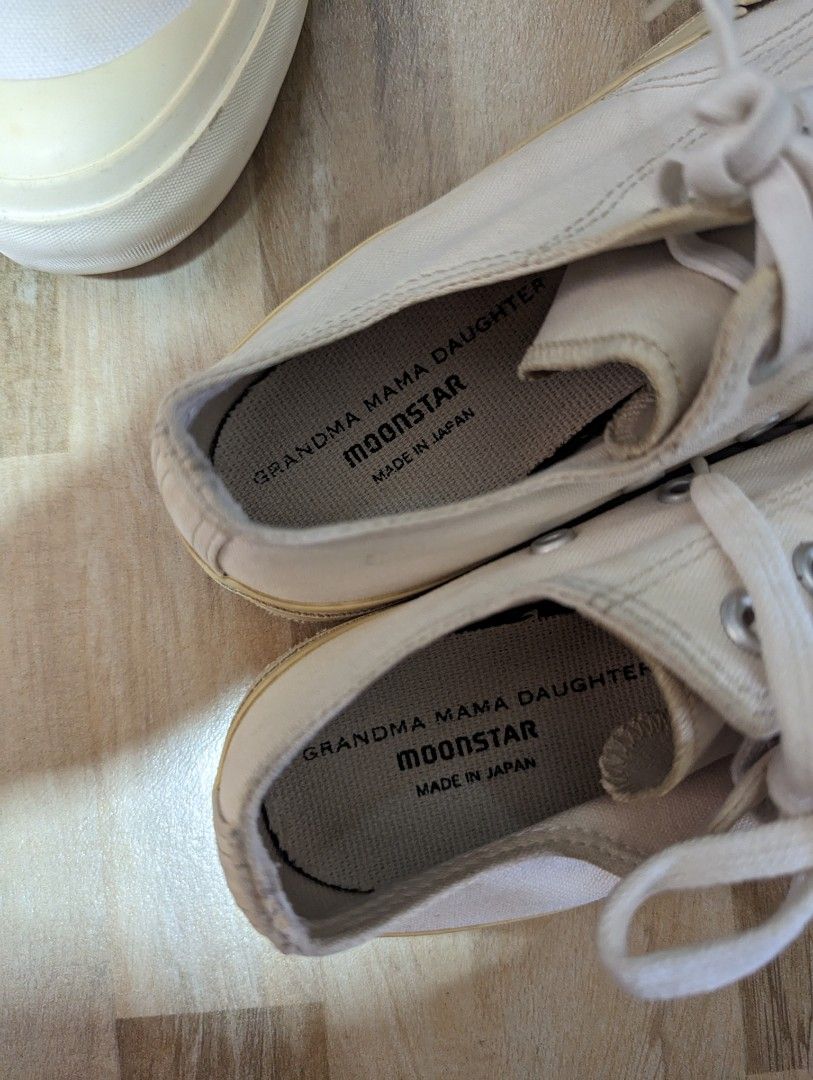 Moonstar white sneakers 250 for 2 (Category: Sneakers) located in Pasig City. Submitted by miaochoa (Listing ID 1234270001, Image 2). Description: 250 for 2 moonstar slip-on sneakers moonstar canvas sneakers.
