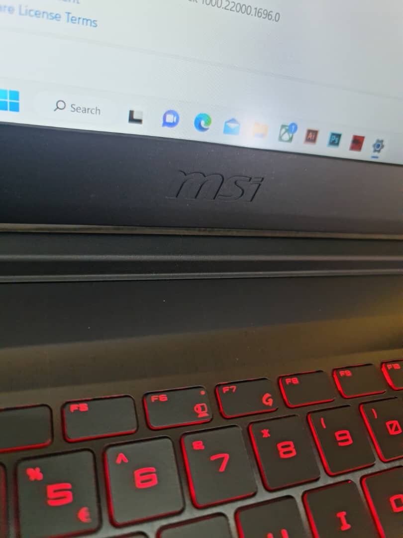 MSI LAPTOP MS-16R4 i5 (10th gen)/4gb ram/500gb SSD/2.4 ghz Windows 11 ...