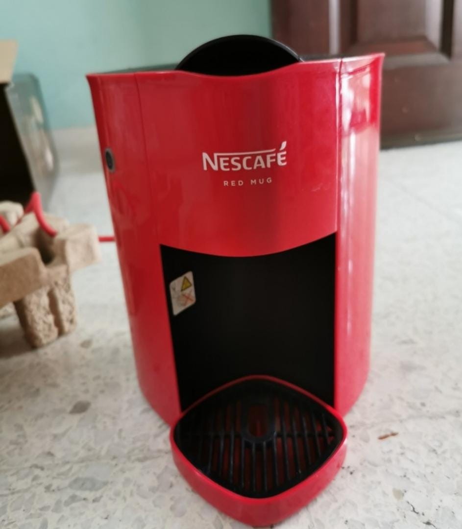 Nescafe Red Mug Coffee Machine, TV & Home Appliances, Kitchen