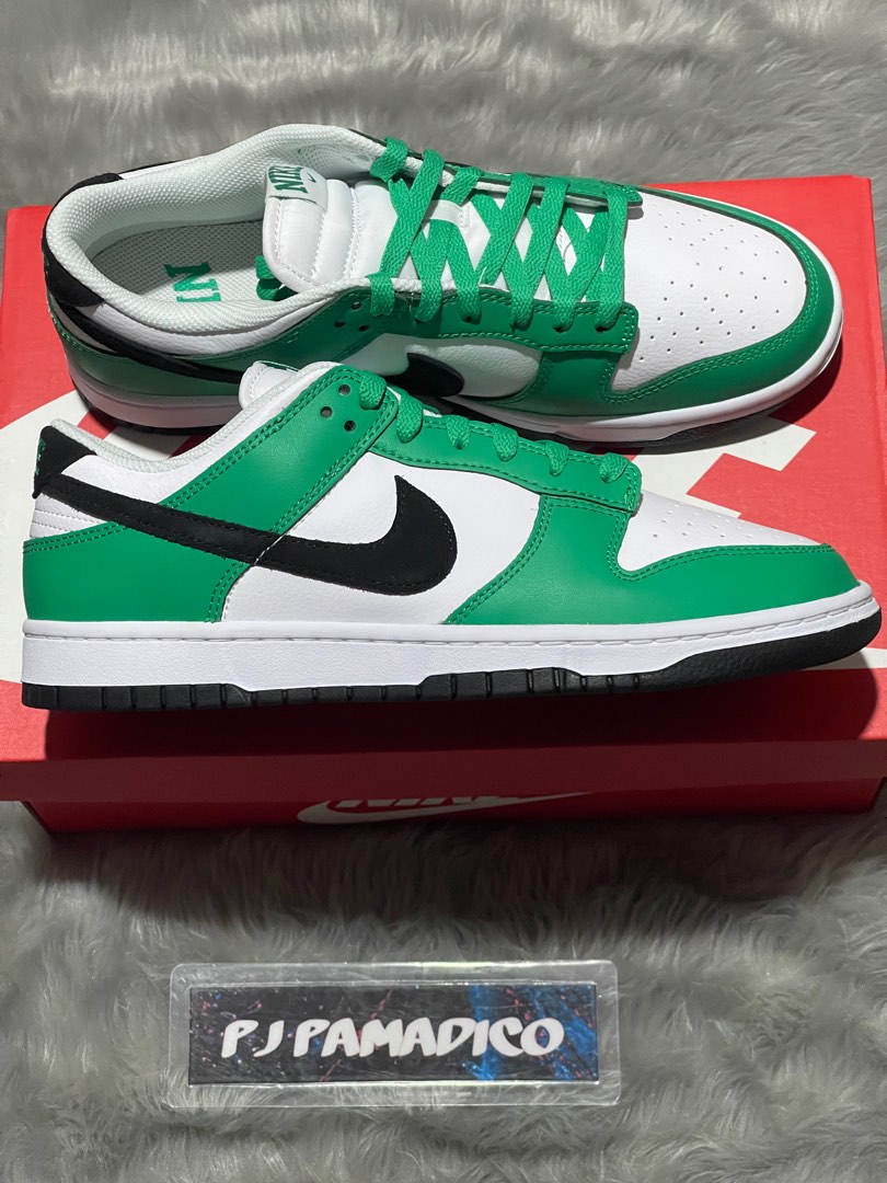 dunk low stock