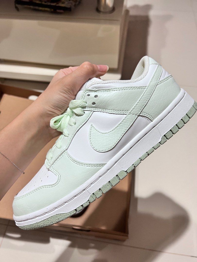 dunk low mint green