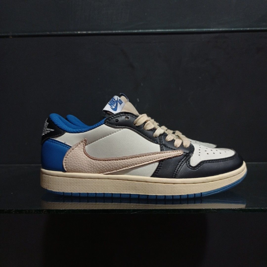travis scott nikes low