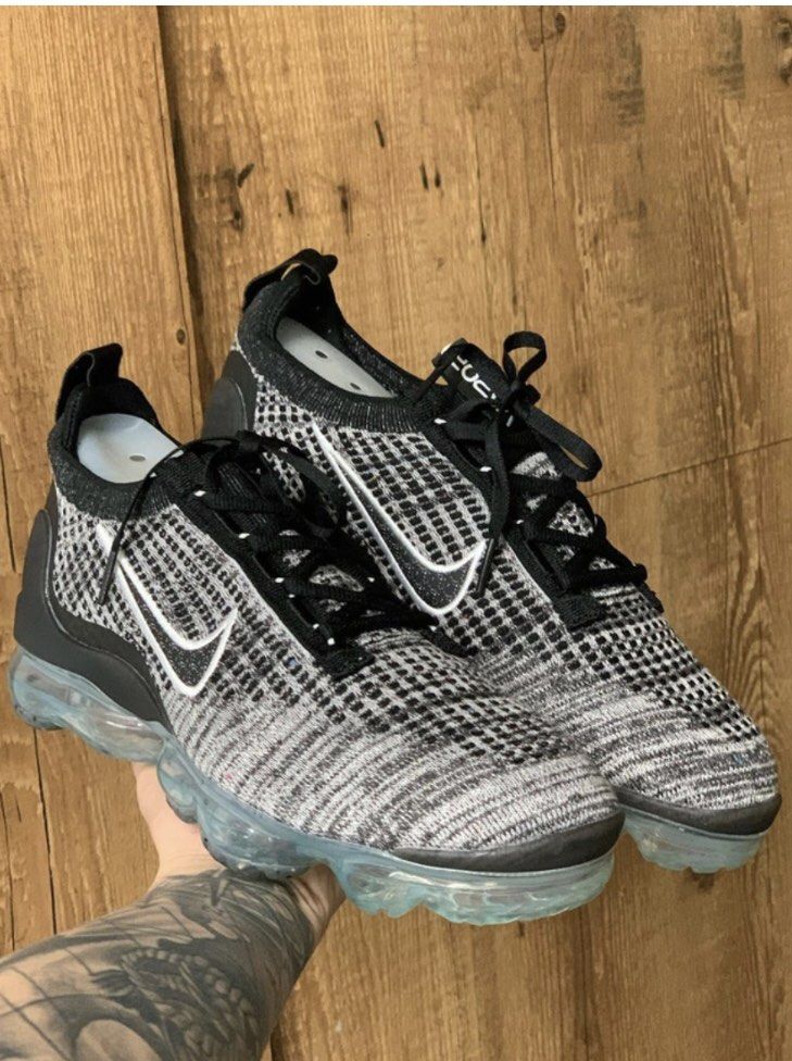 Nike vapormax black online ladies