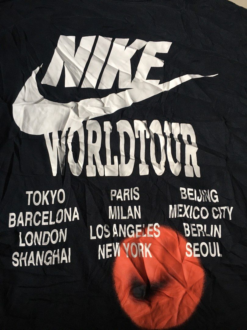 nike sudadera world tour