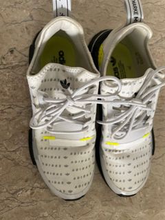 adidas gazelle silver green womens Adidas NMD R1 Triple Black (2016/2019/2020)