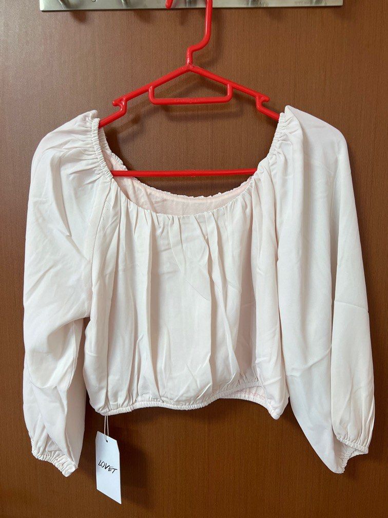 Off Shoulder Top (Category: Blouses) located in Singapore. Submitted by jojomo_ (Listing ID 1234339913, Image 1). Description: Brand new with tag Size S Stretchable Selling cause doesn’t fit me .