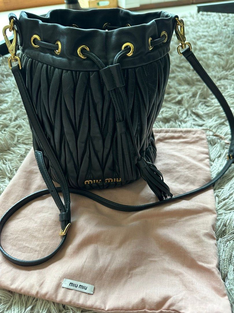 Miu miu bucket shop bag sale
