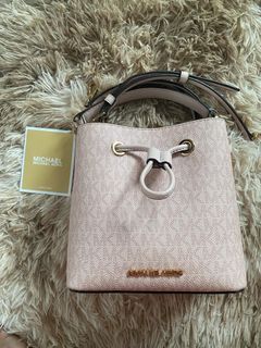 Preloved - Authentic Michael Kors/MK Suri Small Pink Blush