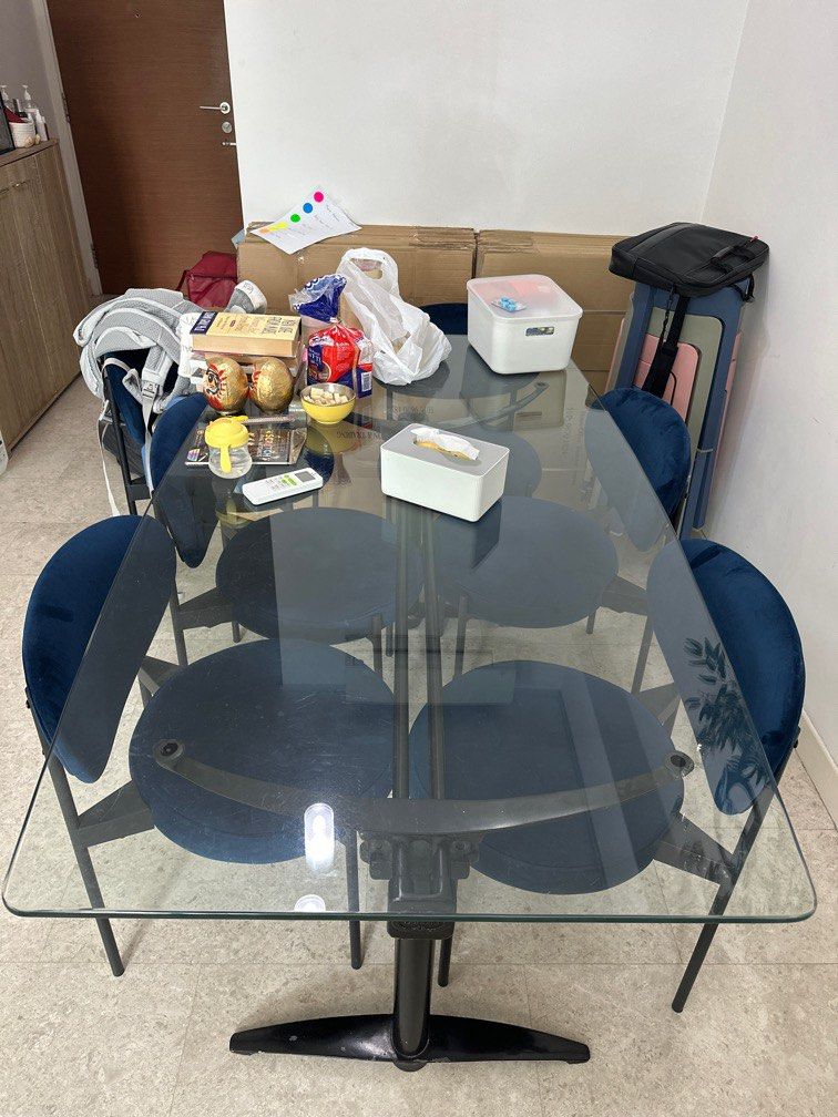 Preloved online dining table