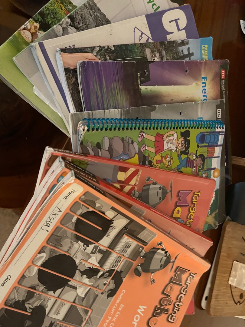 Primary 4 books, Hobbies & Toys, Books & Magazines, Textbooks on Carousell