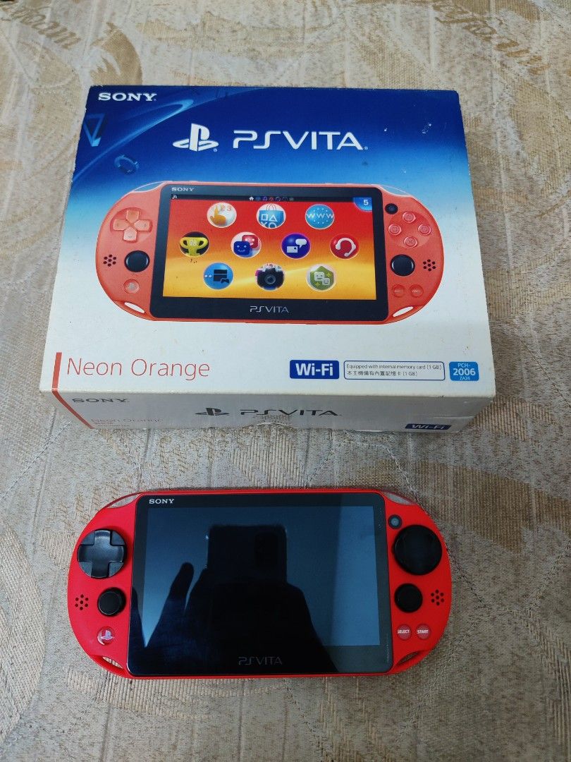 Ps vita Neon Orange fullset box, Video Gaming, Video Games