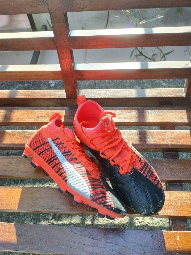 Puma football boots one online