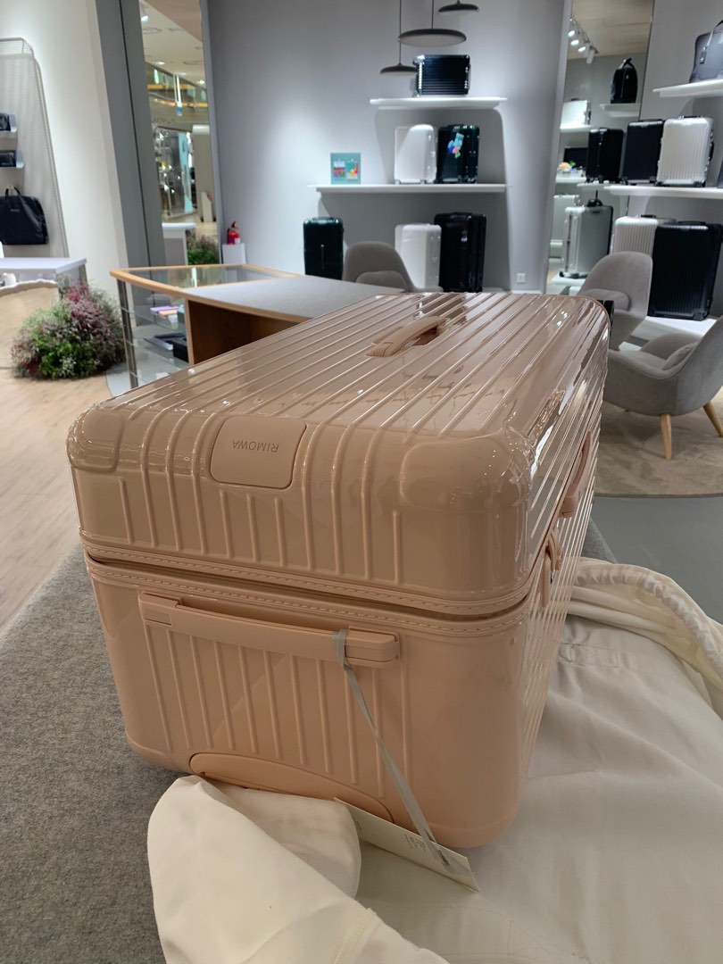 RIMOWA Essential Trunk Plus Large Check-in Suitcase in Pink