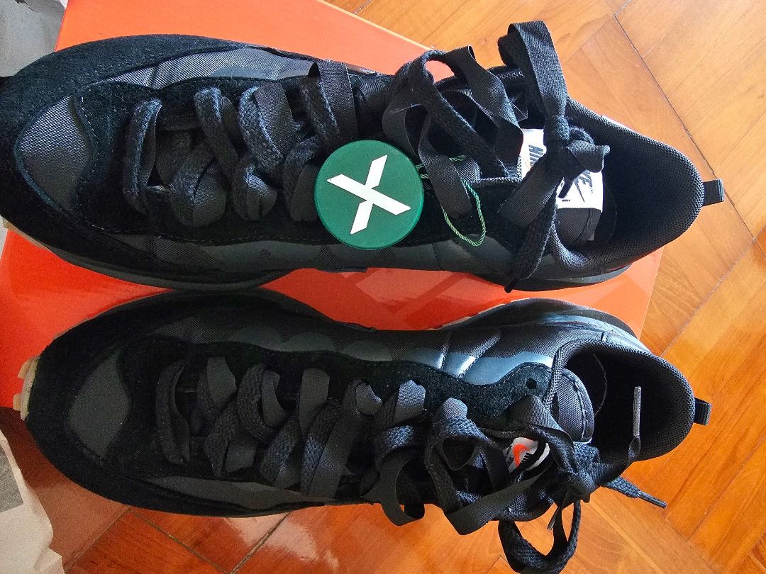 Sacai x Nike Vaporwaffle Black Gum US10.5, 男裝, 鞋, 波鞋- Carousell
