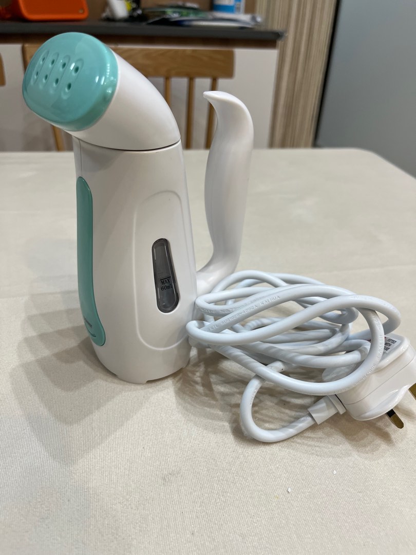 SALAV handheld garment steamer, TV & Home Appliances, Irons & Steamers
