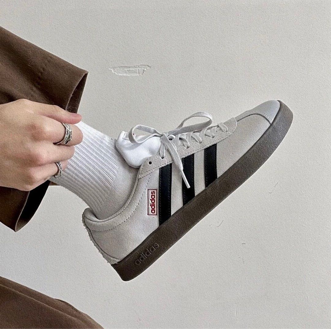 Adidas 2025 neo 23