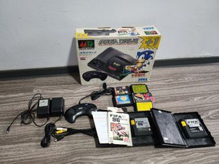 Sega Megadrive Genesis Box and Games