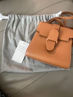（分類：）位於 。 由 jc.23 提交（商品編號 1234307059，圖片 1）。簡介： 。