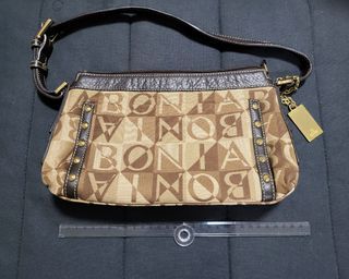 💯 Original BONIA Leather Shoulder Bag, Luxury, Bags & Wallets on Carousell